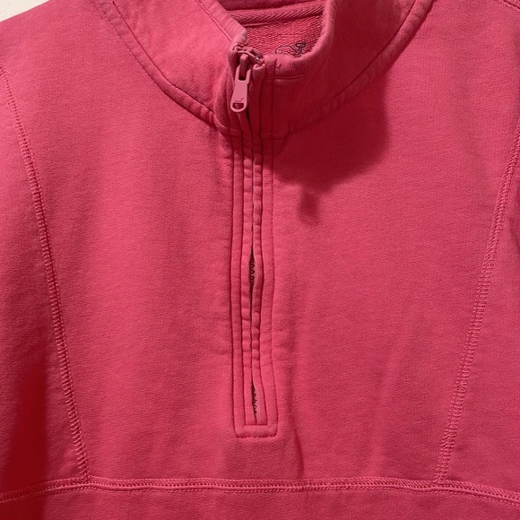 Men’s Vineyard Vines Sun Washed 1/2 Zip Pullover Sweatshirt Jetty Red - Picture 2 of 5